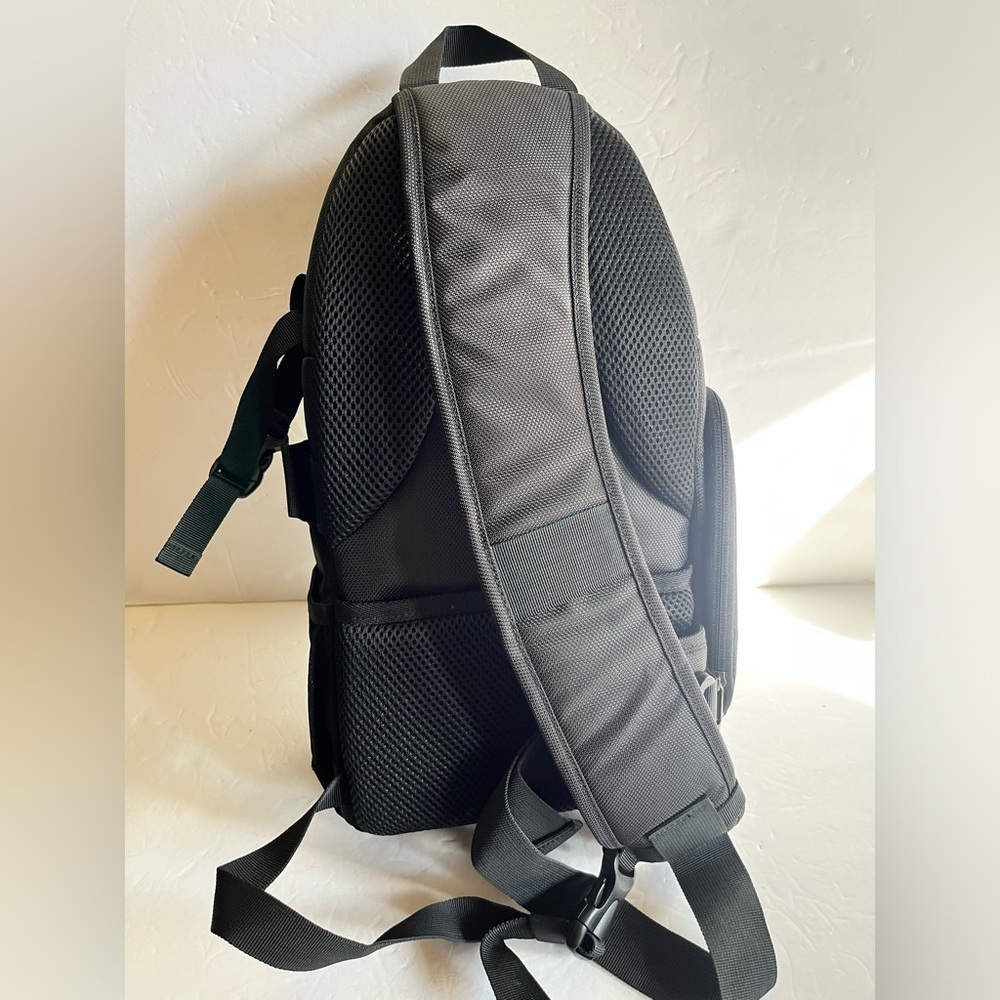 MOSISO Camera sling bag - Picture 2 of 11